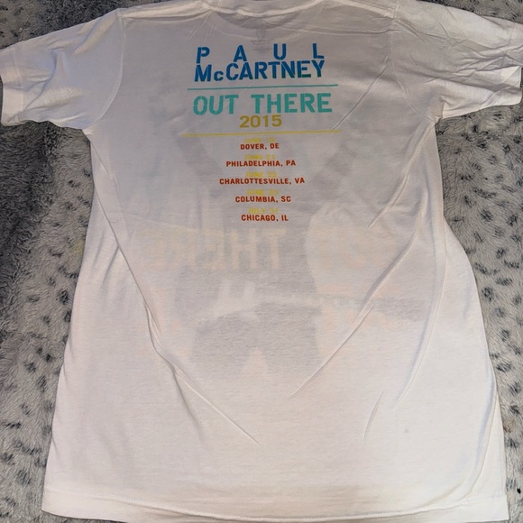 Men’s or Women’s Paul McCartney Concert T-Shirt! Men’s size Small and brand new - Picture 7 of 9